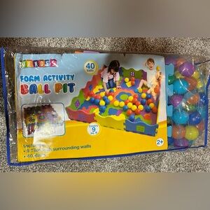 Foam Activity Ball Pit with Colorful Panels